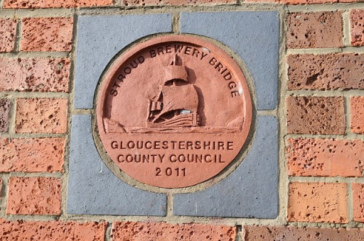Plaque on Stroud Brewery Bridge