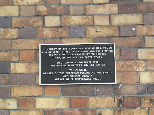 Monument to commemorate slavery