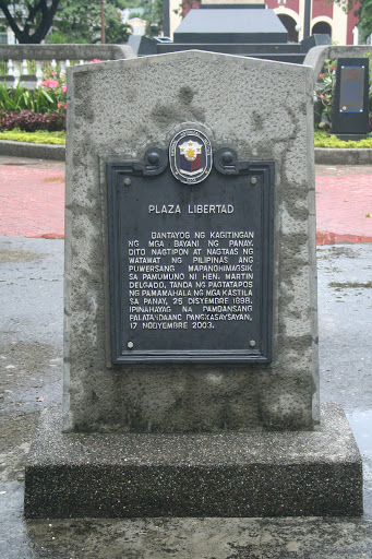Plaza Libertad historical marker