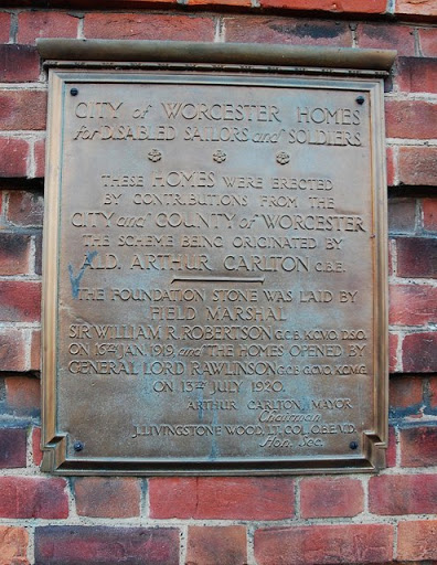 Gheluvelt Park - plaque on main gate, Barbourne Road, Worcester