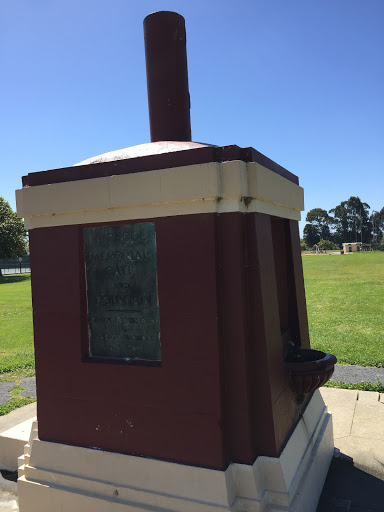 Nicholl Memorial Gate and Fountain