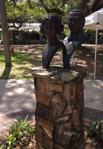 Floyd and Jane Wray, Founders - Pioneers, 1926