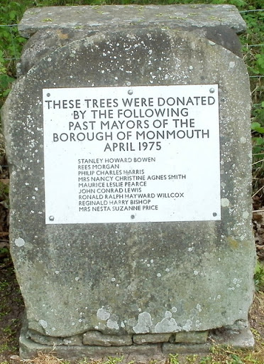 Plaque recording mayoral tree donations, Portal Road, Monmouth