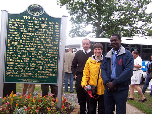 The Island / The Flamingo Club