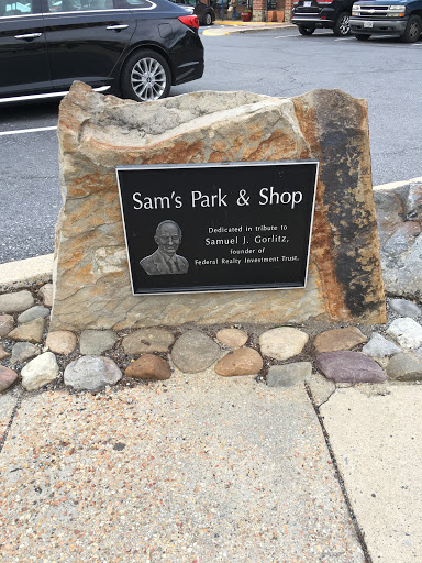 Sam's Park & Shop