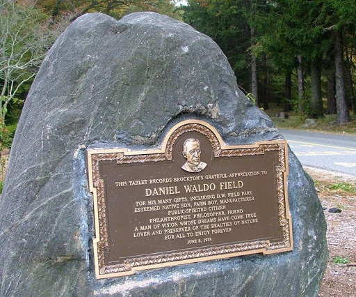 Daniel Waldo Field