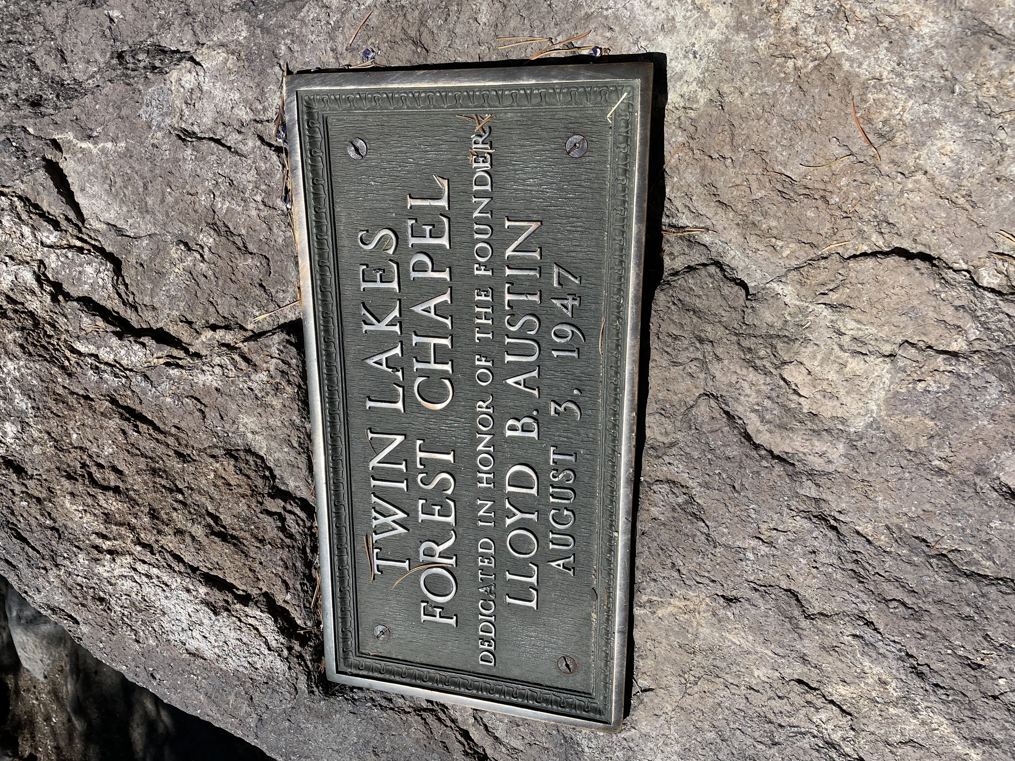 Twin Lakes Forest Chapel