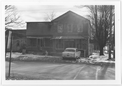 Underhill Store
