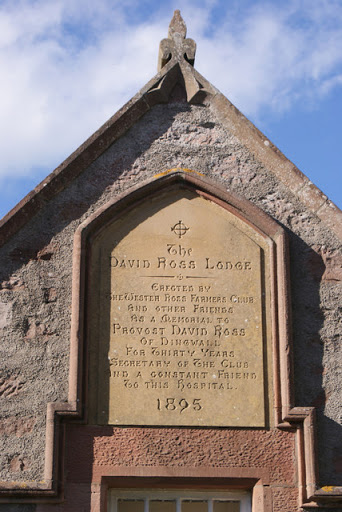 Plaque on the David Ross Lodge
