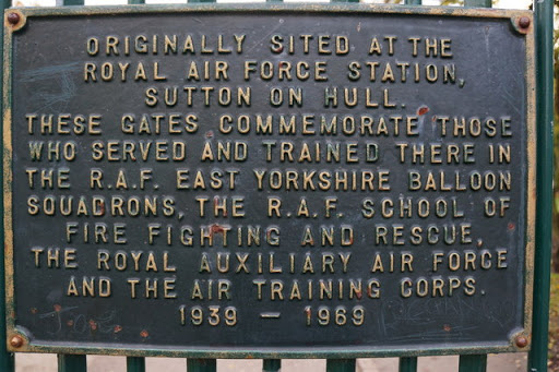 The plaque on East Park Gates