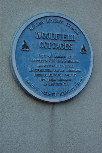 Woodfield Cottages, plaque