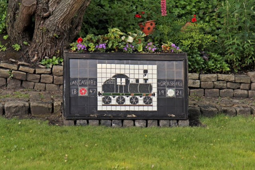 Lancashire & Yorkshire Railway plaque, Hindley railway station
