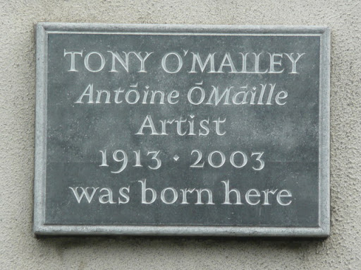Plaque on Tony O'Malley's birthplace