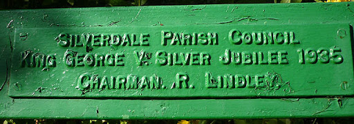 Plaque on commemorative bench, Stankelt Road, Silverdale