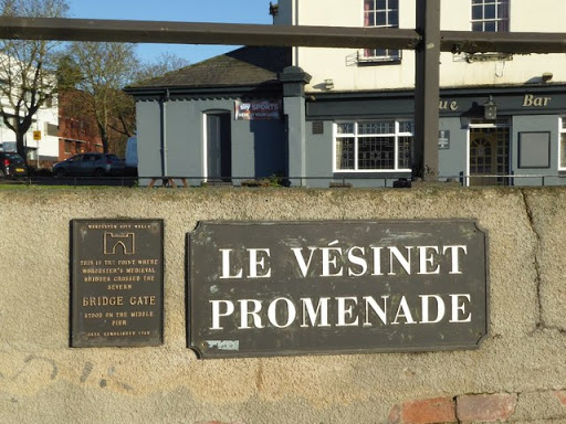 The site of Worcester's medieval bridge