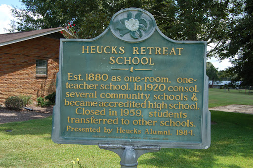 Heucks Retreat School