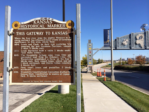 This Gateway to Kansas