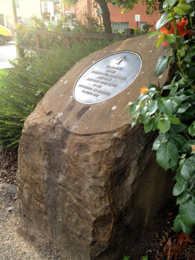Memorial to those who died in an air disaster, 4th June 1967