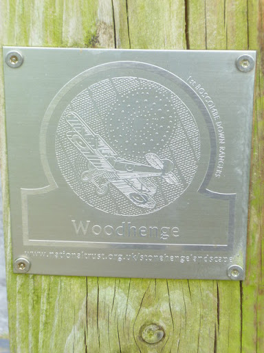 Woodhenge plaque on gatepost