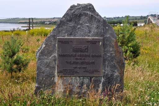 A plaque on the southern side of Taw Bridge, Barnstaple