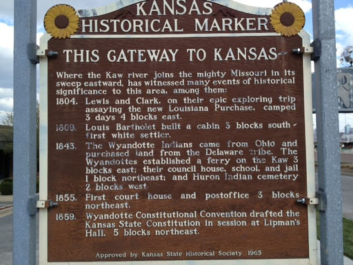THIS GATEWAY TO KANSAS
