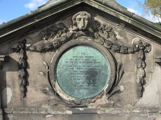 Plaque on English Bridge