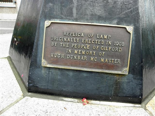 Street lamp plaque, Gilford