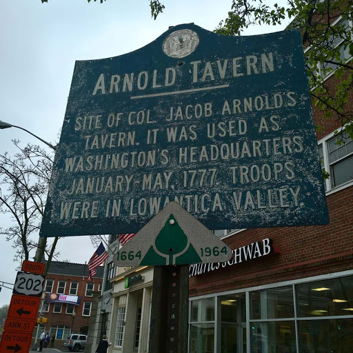 Arnold Tavern