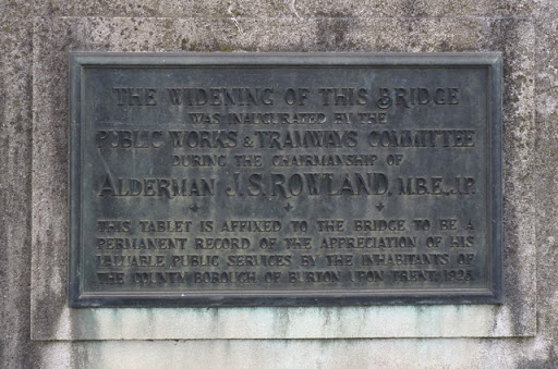 Commemorative plaque, Burton Bridge
