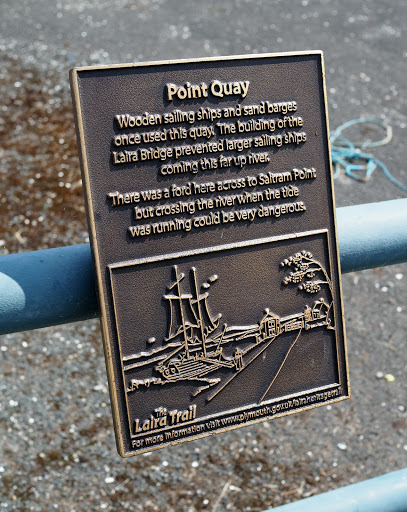 Laira Trail marker