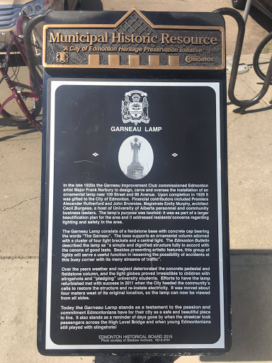 Garneau Lamp