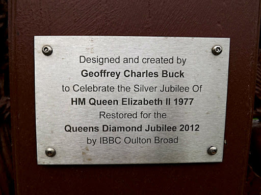 Plaque on Aldeby Village sign
