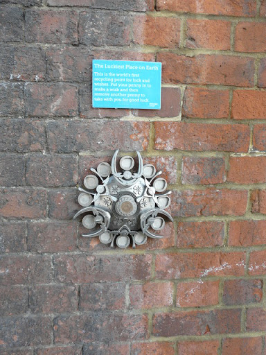 Plaque on the eastern abutment of a railway bridge