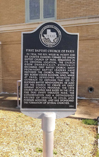 First Baptist Church of Paris