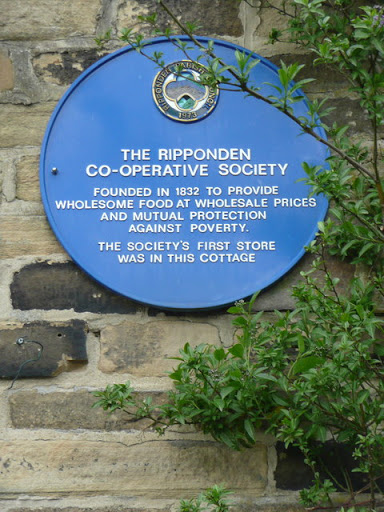 Blue plaque on the first shop of the Ripponden Co-operative Society