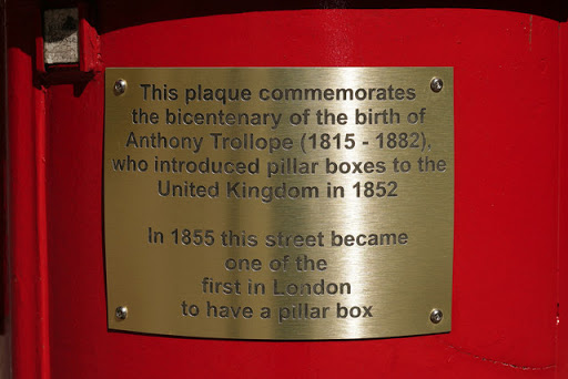 Postbox in Fleet Street, London