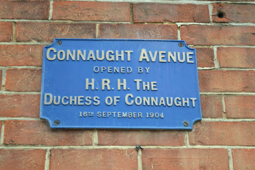 Plaque