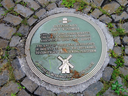 Gateshead's last windmill, plaque