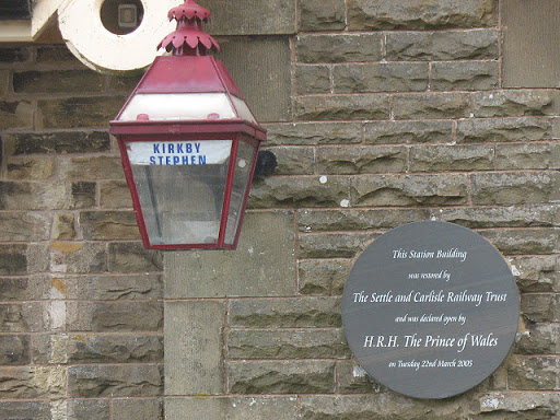 Kirkby Stephen station: lamp and plaque