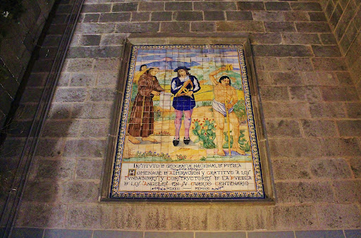 Tribute to the builders of Puebla