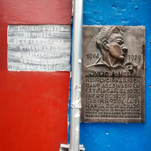 Julio A. Mella plaques
