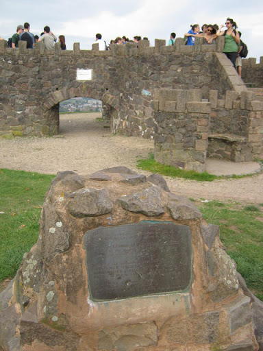 Beacon Hill viewpoint and plaque