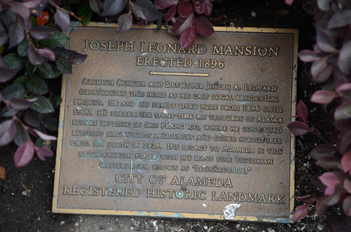 Joseph Leonard Mansion