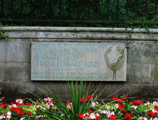 Plaque honouring Frank Edward Foley, outside Mary Stevens Park, Stourbridge