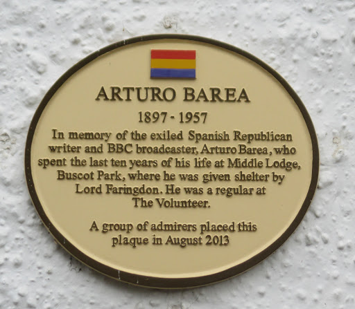 Plaque Commemorating Arturo Barea on the Pub he used